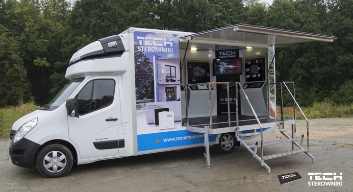 Samoch&oacute;d wystawowy